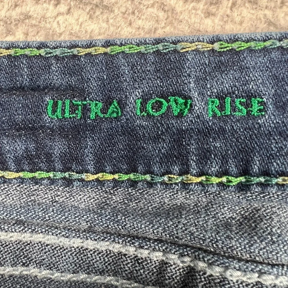 Wrangler Rock 47 Jeans Womens 27x34 *28x32 Ultra‎ Low Rise Boot Cut Embroidered